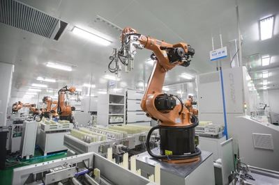 湖南省委副書記烏蘭赴桑頓新能源調研 強調支持科技創(chuàng)新與強化成果轉化雙輪驅動